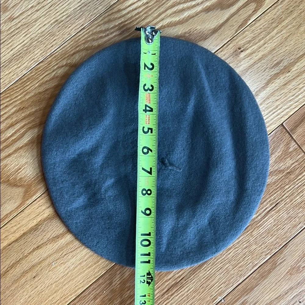 Botsbere wool Charcoal Gray  Beret Hat made in botswana